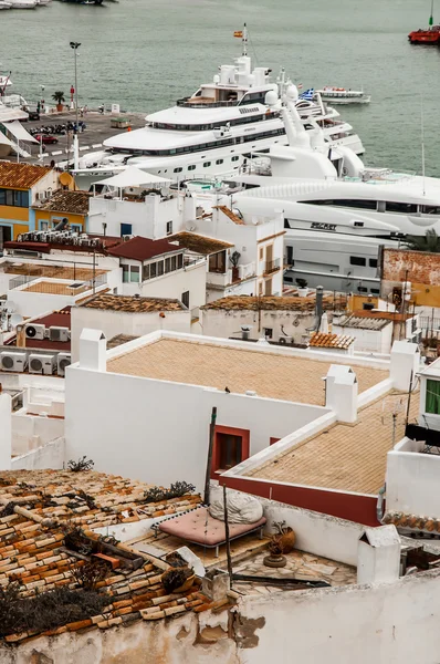 Huizen aan de haven — Stockfoto