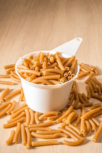 One Cup of Wholewheat Macaroni — Stock Photo, Image