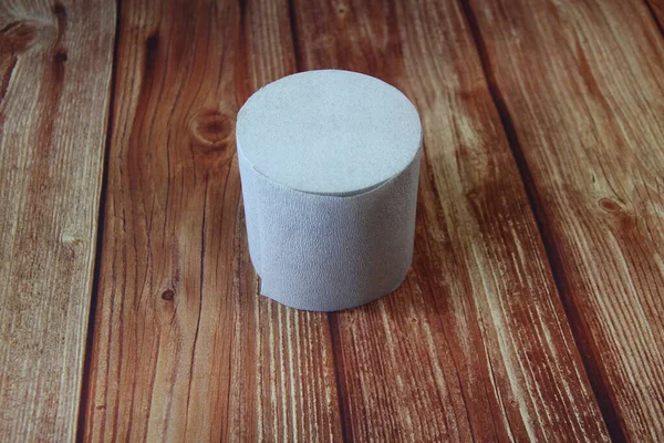 Role Toaletního Papíru Dřevěném Pozadí — Stock fotografie