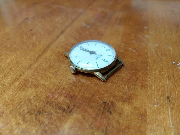 Antiguo Reloj Pulsera Soviético Oro Cerca — Foto de Stock