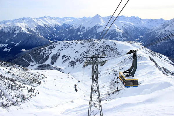 Gondola lift in Alps, Zillertal in Austria — Stock Photo, Image