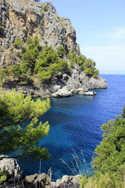 Cape in the Mediterranean Sea on Mallorca, Spain — Stock Photo, Image