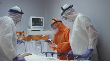 Coronavirus Hastalarını Ölçen Hemşire Sıcaklık ve Doktora Danışmanlık 