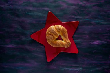 Meksika Cuernito Ekmeği, Star Tray 'de Şeker Kruvasanı.