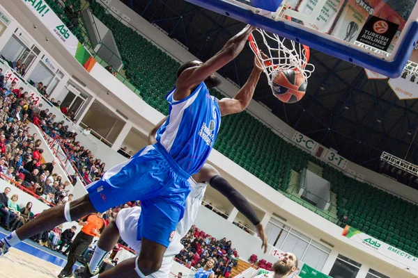 Lawal Shane Slam dunk — Stockfoto