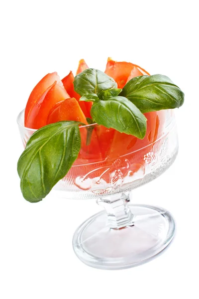 Tomato slices with basil leafs — Stock Photo, Image