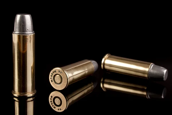 Magnum revolver odrážky — Stock fotografie