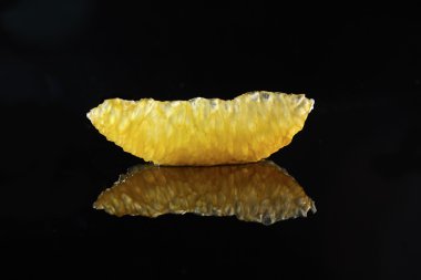 Lezzet olmadan soyulmuş Portakal dilim