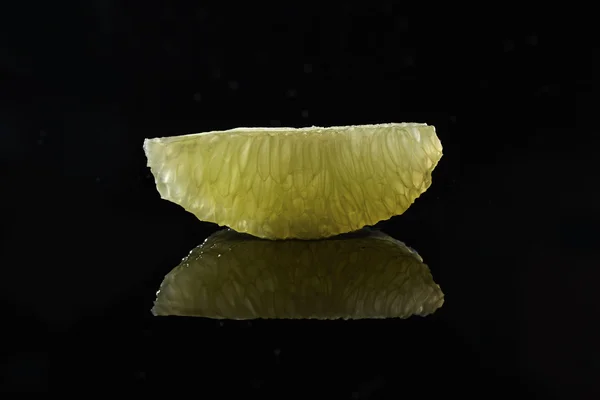 Peeled Lime slice without zest — Stock Photo, Image