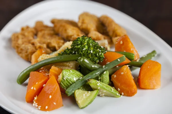 Buharda pişmiş sebzeler