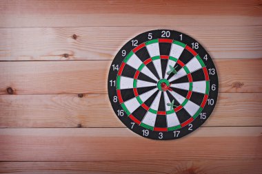 Dart bir ahşap duvar