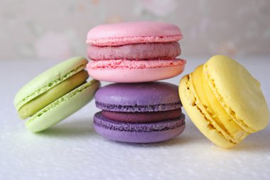 Macaron beyaz bir tablo