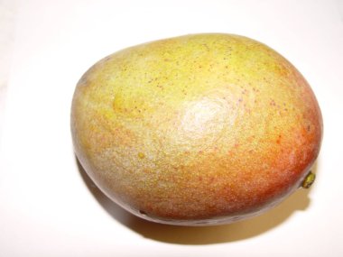 Bekar, olgun mango.
