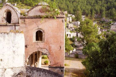 Terk edilmiş Yunan köyü, Hayalet Kent Kayakoy, Fethiye, Mugla, Türkiye.