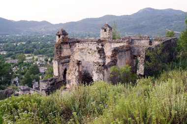 Terk edilmiş Yunan köyü, Hayalet Kent Kayakoy, Fethiye, Mugla, Türkiye.