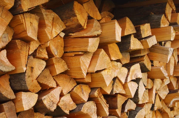 Підготовка дров — стокове фото