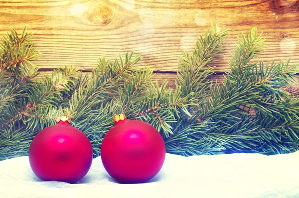 Jul bakgrund med julgran dekorationer. — Stockfoto