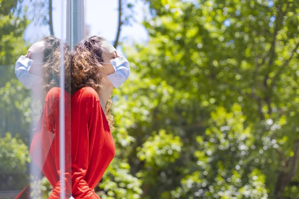 Young Woman Medical Mask Window Breathing Fresh Air Quarantine — Stock Photo, Image