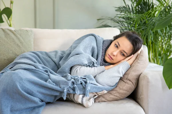 Sick Woman Lying Sofa Home Blanket — Stock Photo, Image