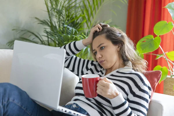 Young Businesswoman Sitting Alone Her Home Office Feeling Stressed While — Stockfoto