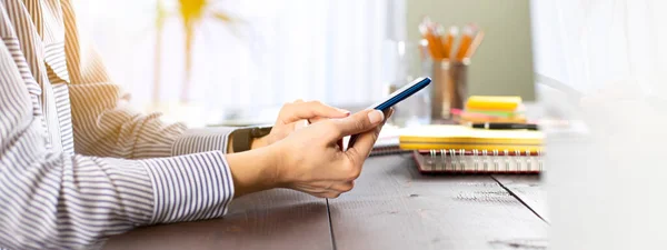 Young Woman Using Mobile Phone While Working Home Laptop Young — Stock Photo, Image