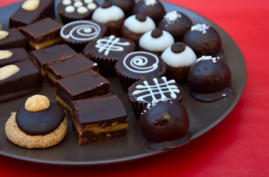 çikolatalı tatlılar