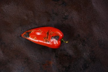 Kırmızı biber kavurma