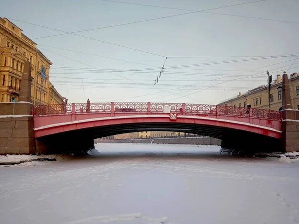 Saint Petersburg Russia Frozen Moika River Red Bridge — Stock Photo, Image