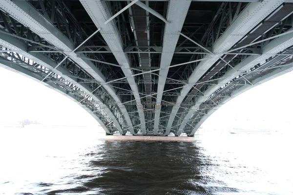 Saint Petersburg Rusya Neva Nehri Üzerindeki Köprüler — Stok fotoğraf