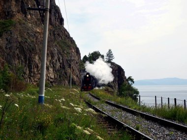 Circum-Baykal Demiryolu, Baykal Gölü 'nün batı kıyısı, Irkutsk Bölgesi, Rusya