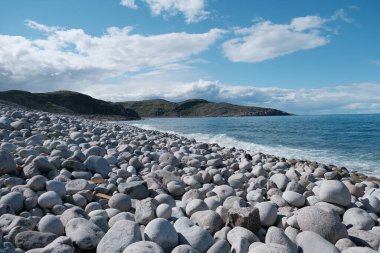 Barents Denizi kıyısı Teriberka köyü, Murmansk bölgesi, Rusya