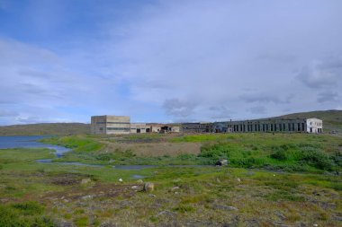 Kola ultra derin bir depo, Murmansk bölgesi, Pechengsky ilçesi, Zapolyarny kasabası yakınlarında harabeler.