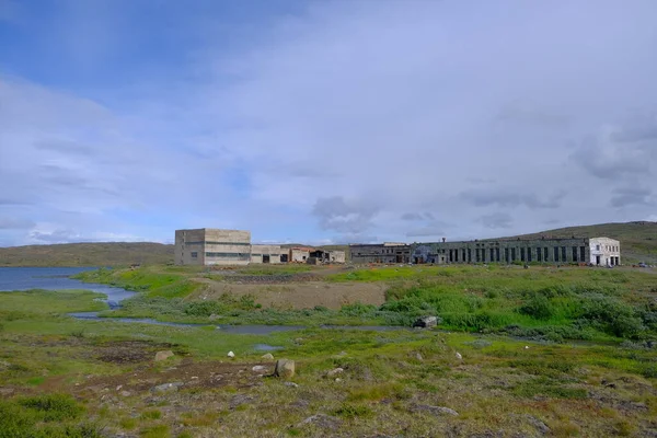 Kola ultra derin bir depo, Murmansk bölgesi, Pechengsky ilçesi, Zapolyarny kasabası yakınlarında harabeler.