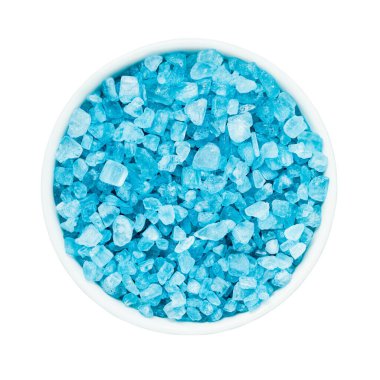 SPA konsepti. Mavi banyo tuzu, beyaz arka planda, kırpma yolu ile izole edilmiş..