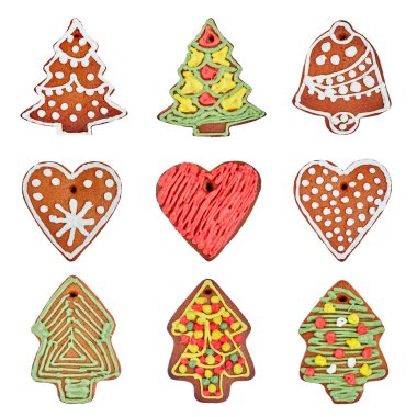 Ev yapımı gingerbread çerezleri beyaz bitti izole kümesi. Kalp, yılbaşı ağacı, çan