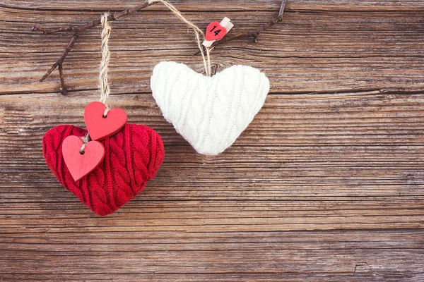 День Святого Валентина серця над дерев'яним тлом. Тонований, м'який фокус, простір для копіювання — стокове фото