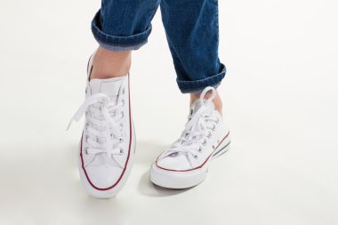 Güzel beyaz lastikbotlar.