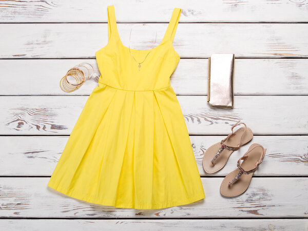 Женская летняя коллекция моды
.