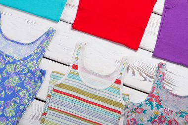 yaz giysi koleksiyonu.