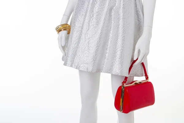 Модна світла сукня та червона сумка . — стокове фото