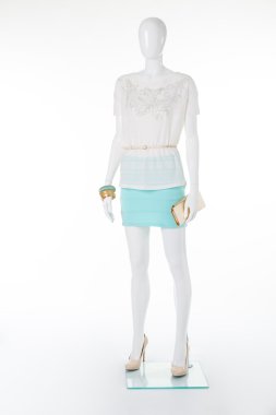 Tatil için güzel yaz kadın giyim. 