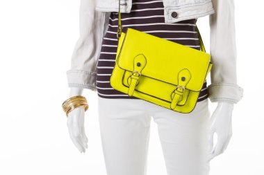 Kireç çanta kadın manken.