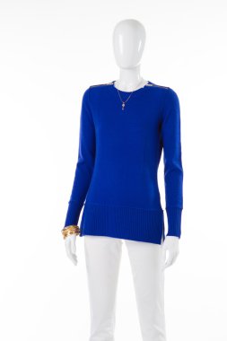 Kadın manken üzerinde Lacivert sweatshirt.