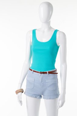 Kadın casual giyim.