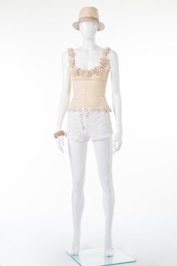 Zarif kadın giyim ve manken şapka. 