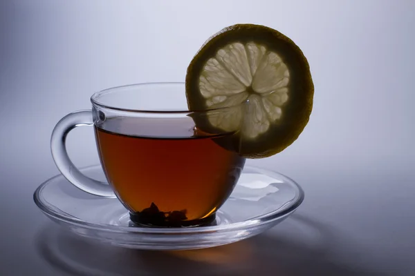 Chá com limão. — Fotografia de Stock