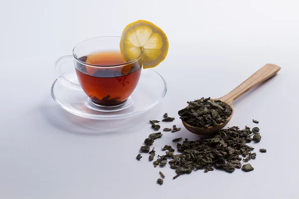 Ekologisk naturlig te med citron. — Stockfoto