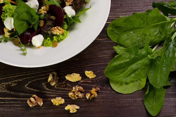 Fresh salad with beet. — Stock Photo, Image