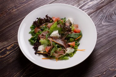 Greyfurt salata.
