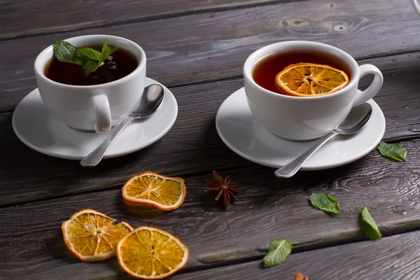 Tazas de té negro . — Foto de Stock